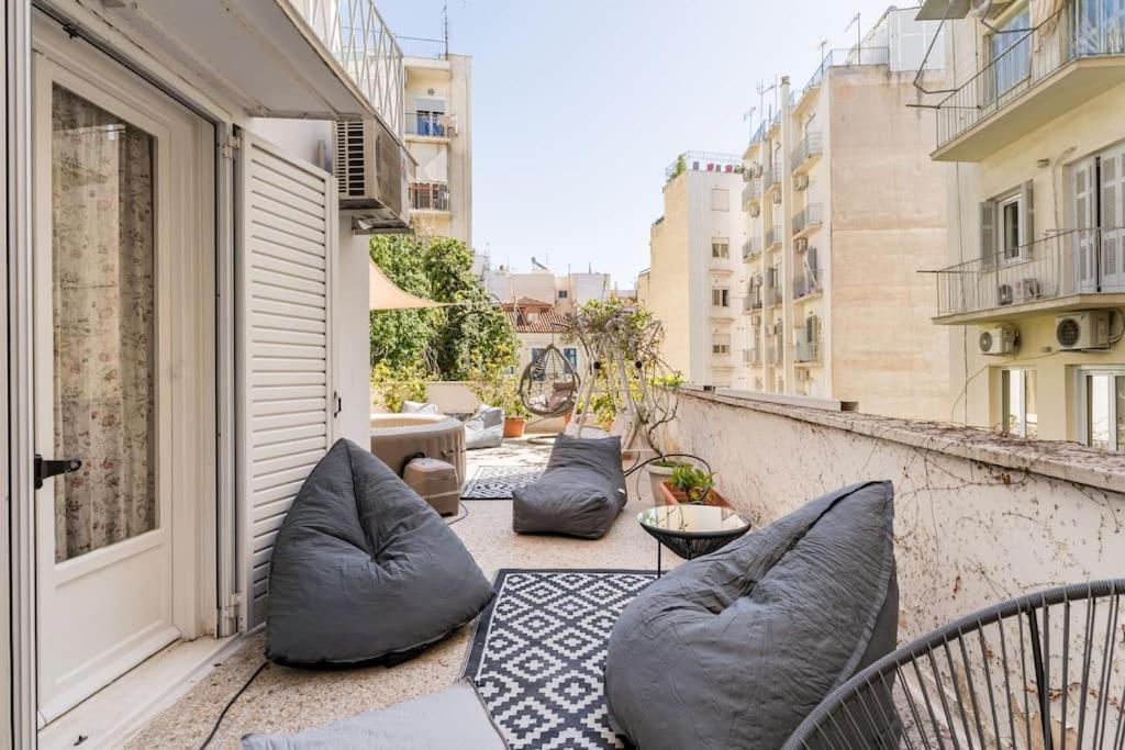 Amazing 3Bdr Apt With Unique Roof Garden In Plaka Атина Екстериор снимка