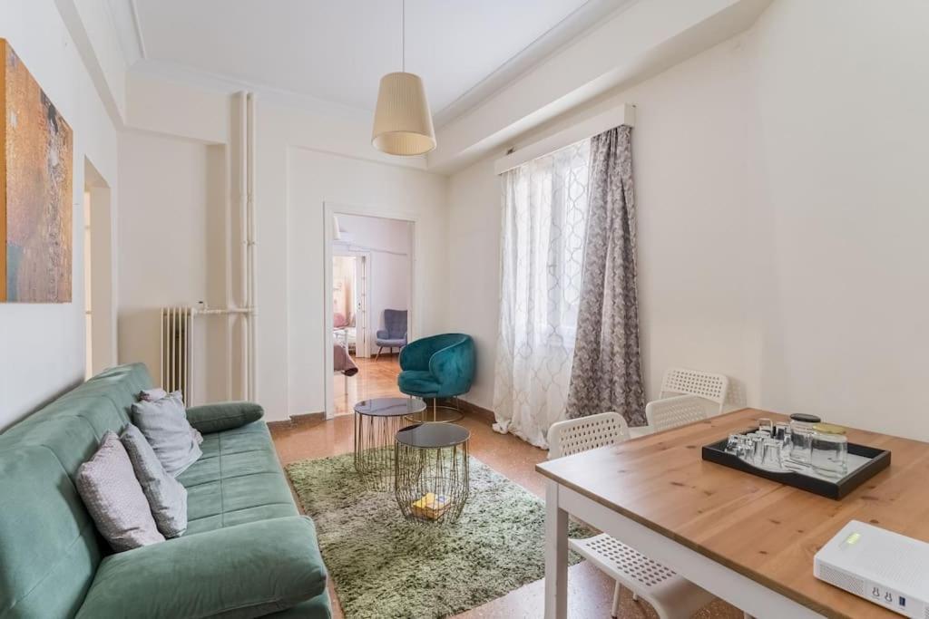 Amazing 3Bdr Apt With Unique Roof Garden In Plaka Атина Екстериор снимка